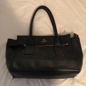 Black Kate spade bag